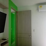 Live In The Heights Fresh And Bright Apartment