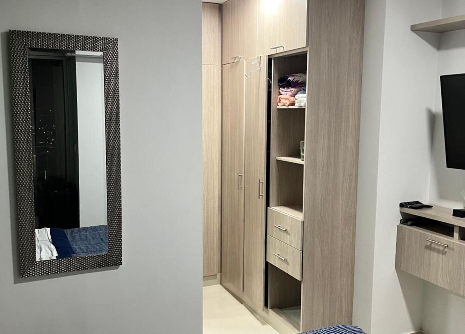 Live In The Heights Fresh And Bright Apartment *