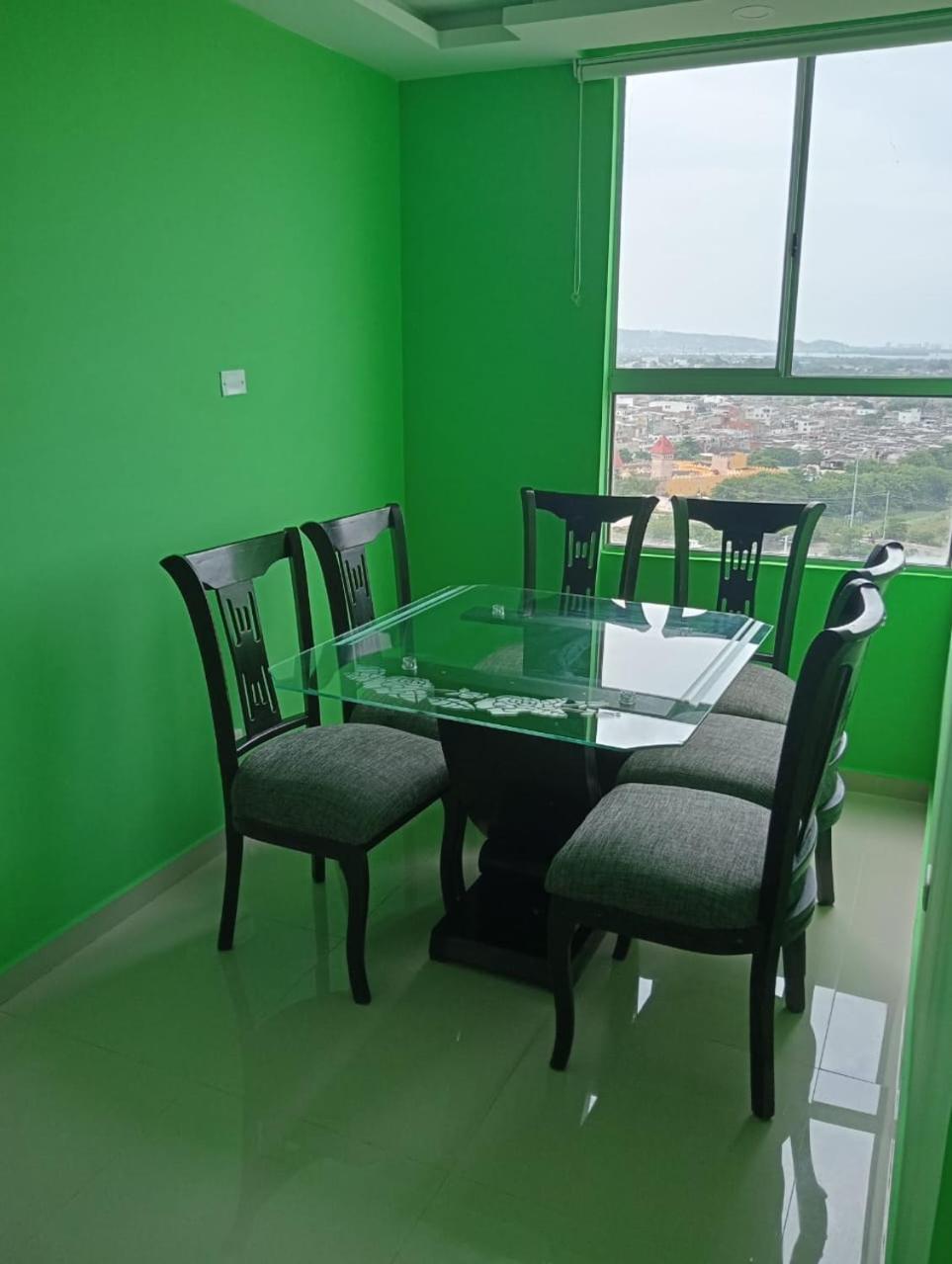 Live In The Heights Fresh And Bright * Cartagena