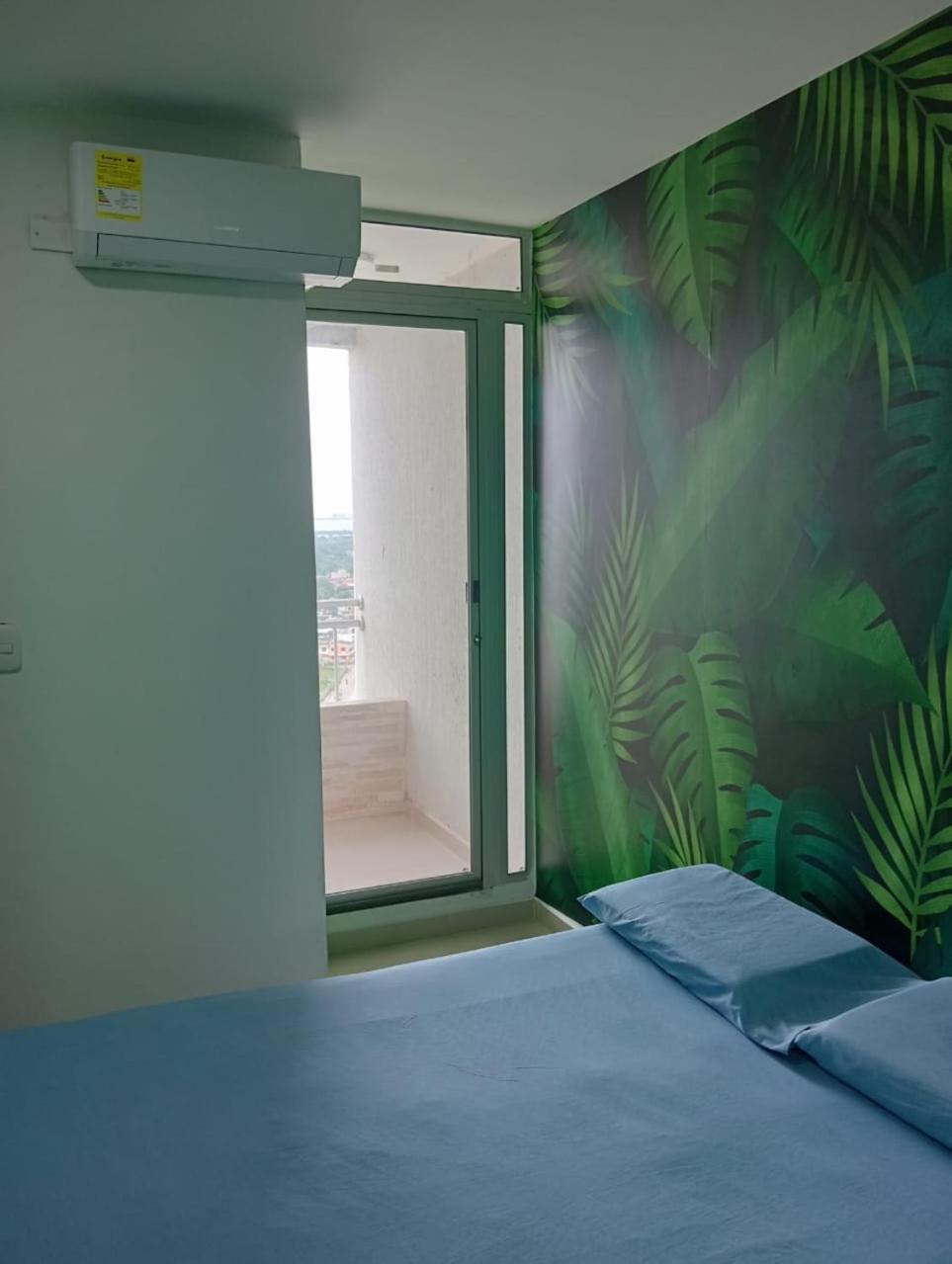 Live In The Heights Fresh And Bright